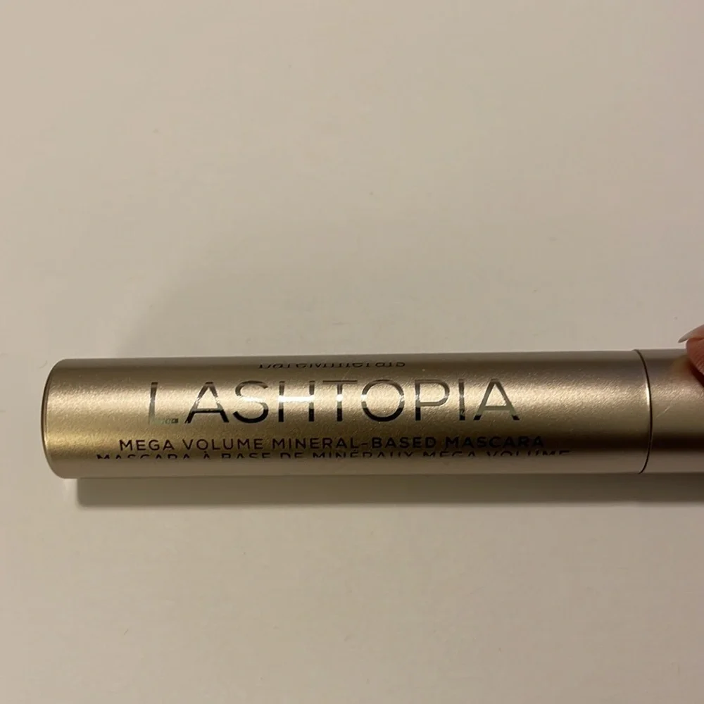 bareMinerals Lashtopia Mega Volume Mineral-Based Mascara in Ultimate Black 12 ml